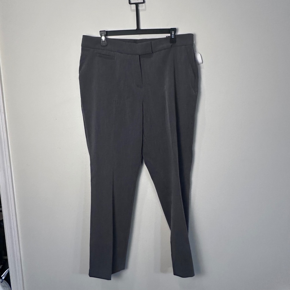 NWT INVESTMENTS Womens Gray Petite Secret Support Straight Leg Pants Size 14S